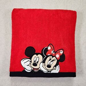 Disney Mickey & Minnie Mouse Red Bath Towel Beach Towel 28 x 50 in